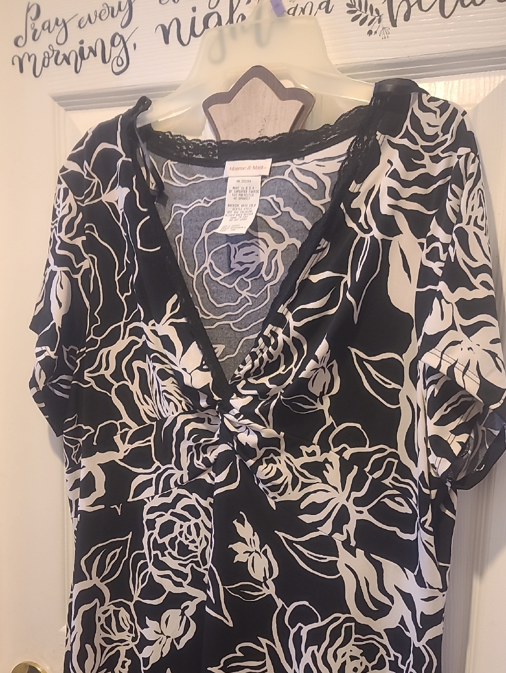 Monroe & Main Black and White Floral Twist-Front V-Neck Dress
